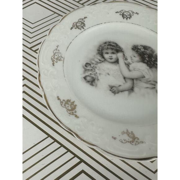 Antique Bavaria Little Girls Portrait Transferware Plate Gold Scalloped Trim 6" - Picture 4 of 6